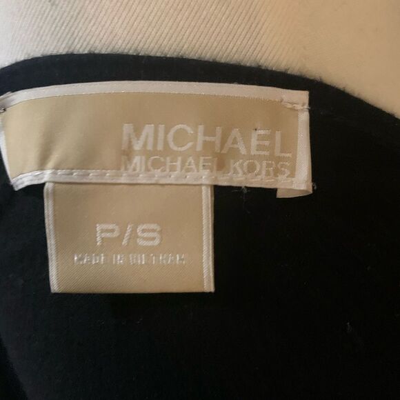 Micheal Kors - Picture 3 of 3